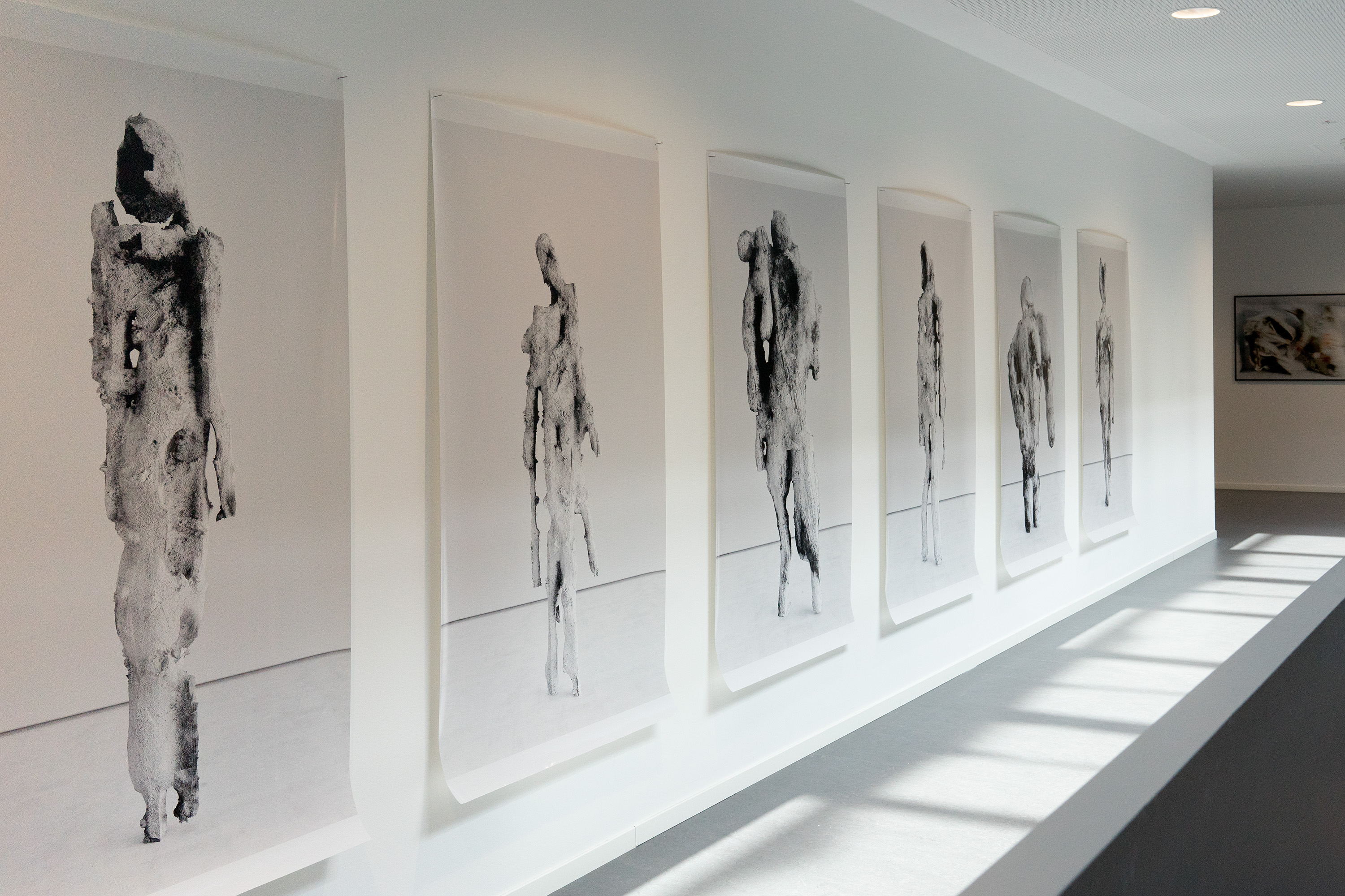 Jonas Kamm: INHABITANTS, 2020. 6 C-Prints, Rendering, each 174 × 72 cm